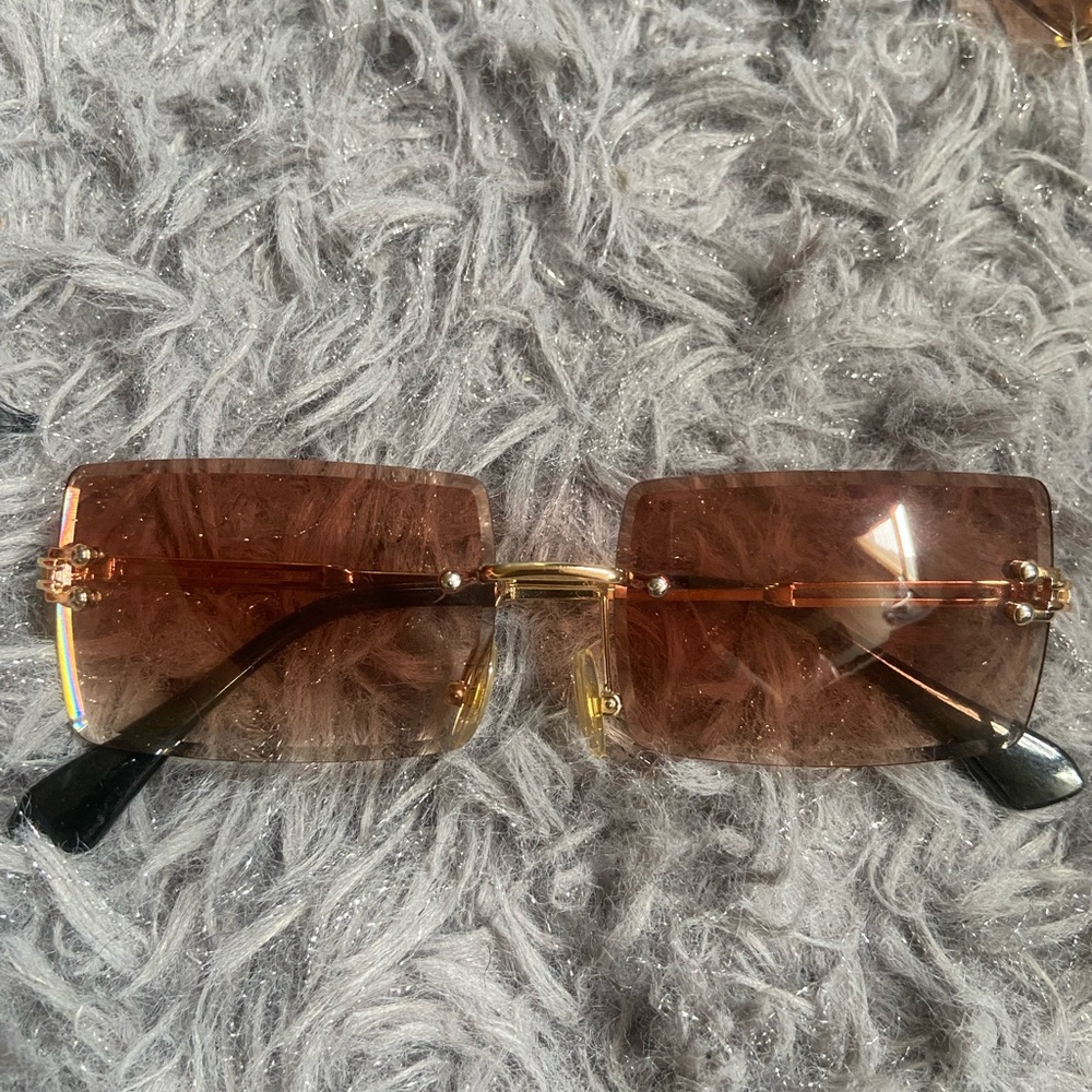 Stylish Brown Rimless Sunglasses - Picture 2 of 2